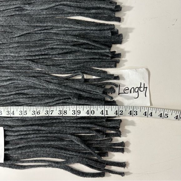 LUCKY BRAND Muffler Scarf Fringe Gray NWOT Rectangle Long knit Wrap - Picture 8 of 11